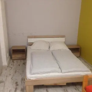 唐纳门特旅舍 波兰